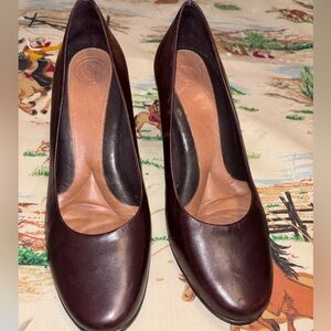 Nurture Shoes Pumps Womens Brown Comfort Size 7 Medium
